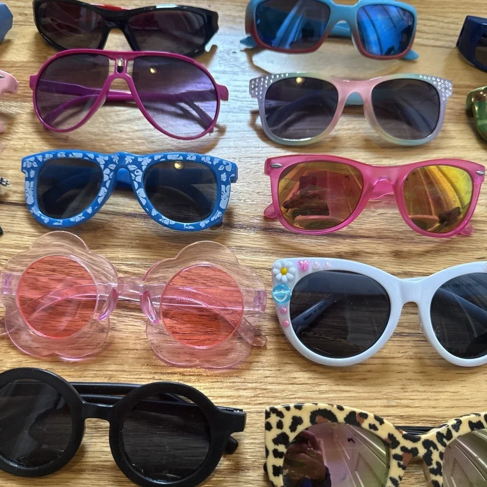 Lot Of 40 Mixed KIDS Sunglasses MultiColor & Styles: Wayfarer-Wrap-Round-Square